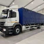 Mercedes 1824 4×2 Day Cab Curtainsider - thumbnail