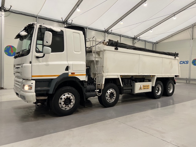 DAF CF85 360 8×4 Sleeper Cab Tipper Manual
