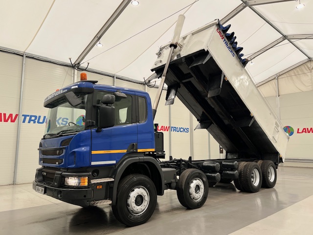 Scania P370 8×4 Rest Cab Tipper Manual