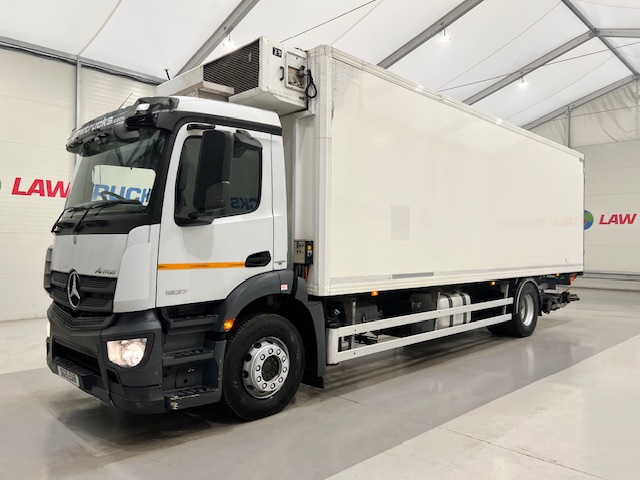 Mercedes Antos 1827 Day Cab Fridge Box