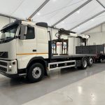 Volvo FH 440 6×2 Rear Lift Brick Grab Drawbar - thumbnail