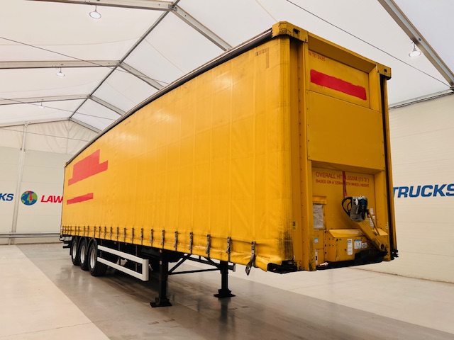 Don Bur Tri Axle Curtainsider Trailer