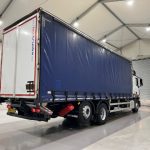 Mercedes Actros 2530 6×2 Sleeper Cab Curtainsider - thumbnail