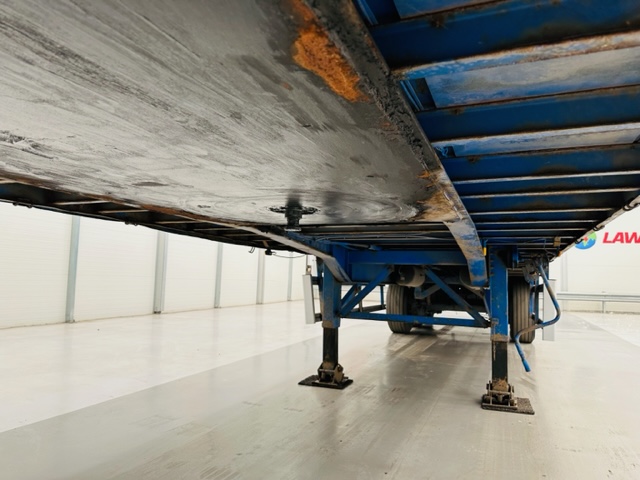 SDC Tri Axle Curtainsider Trailer