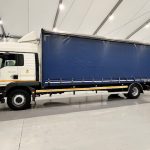 MAN TGM 18.250 4×2 Sleeper Cab Curtainsider - thumbnail