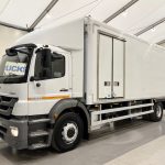 Mercedes Axor 1824 Day Cab Fridge Box Van - thumbnail