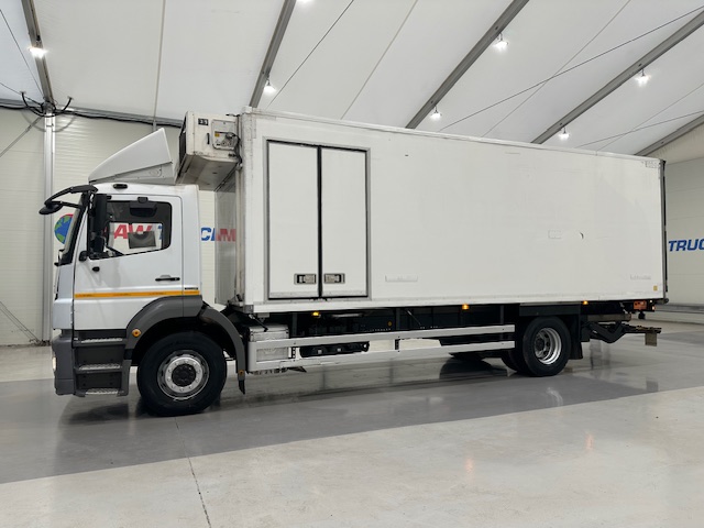 Mercedes Axor 1824 Day Cab Fridge Box