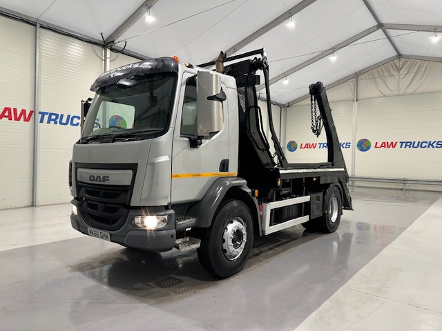 DAF LF 220 Day Cab Skip Loader
