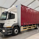 Mercedes Axor 1824 Day Cab Curtainsider - thumbnail