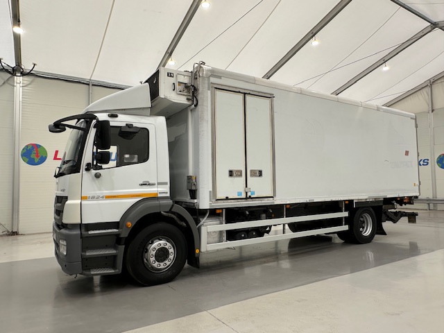 Mercedes Axor 1824 Day Cab Fridge Box