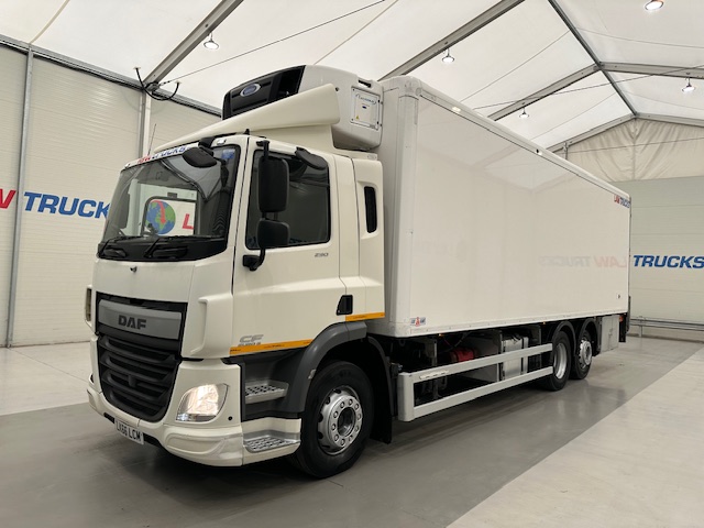 DAF CF 290 6×2 Rear Steer Fridge Box