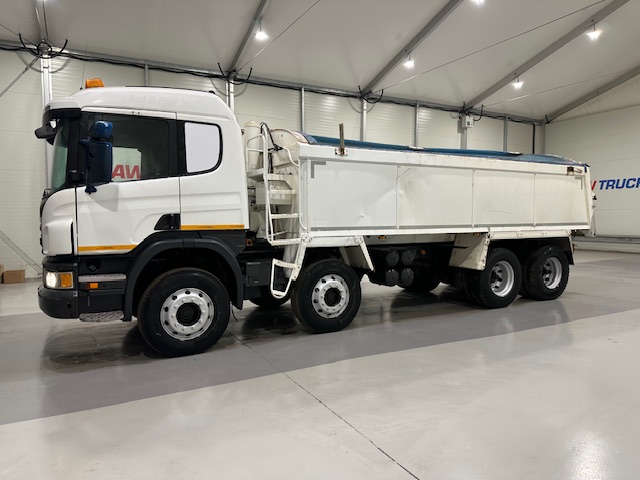 Scania P400 8×4 Sleeper Cab Tipper Manual