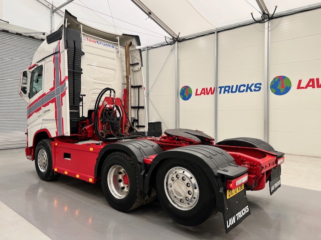 Volvo FH 500 6×2 Rear Lift Tractor Unit PTO