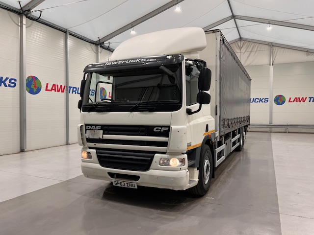 DAF CF75 310 Rear Lift Sleeper Cab Curtainsider