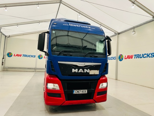 MAN TGX 26.480 6×2 Tractor Unit