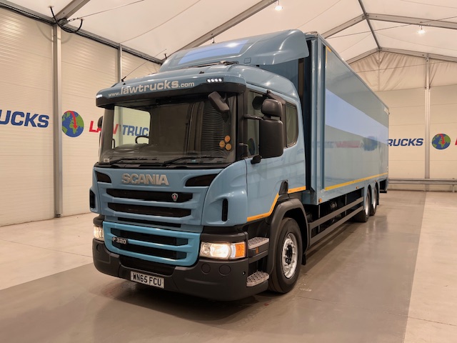 Scania P320 6×2 10 Tyre Rear Lift Insulated Box Van