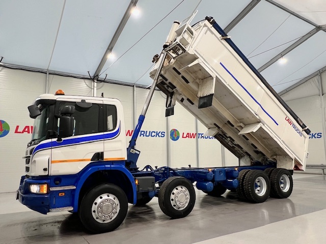 Scania P410 8×4 Rest Cab Tipper Manual