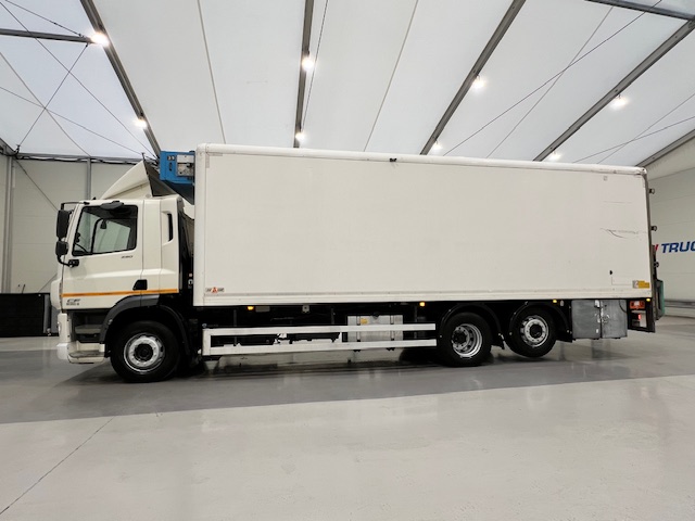 DAF CF 290 6×2 Rear Steer Fridge Box