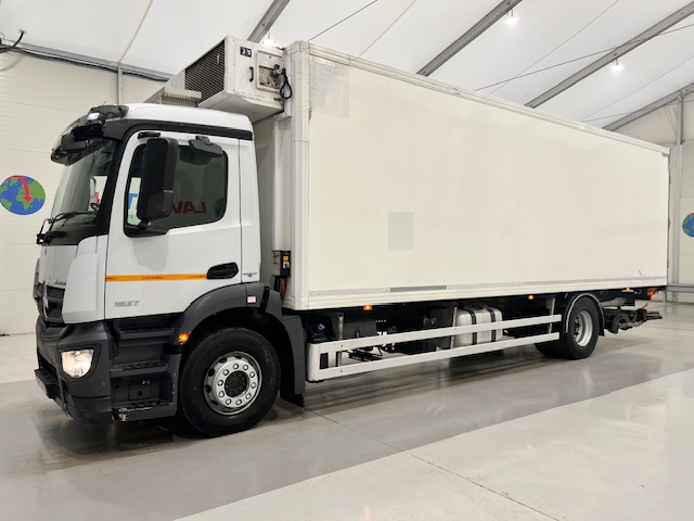 Mercedes Antos 1827 Day Cab Fridge Box