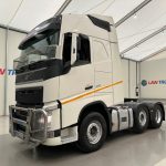 Volvo FH 460 Euro 5 6×2 Tractor Unit Safari Edition - thumbnail