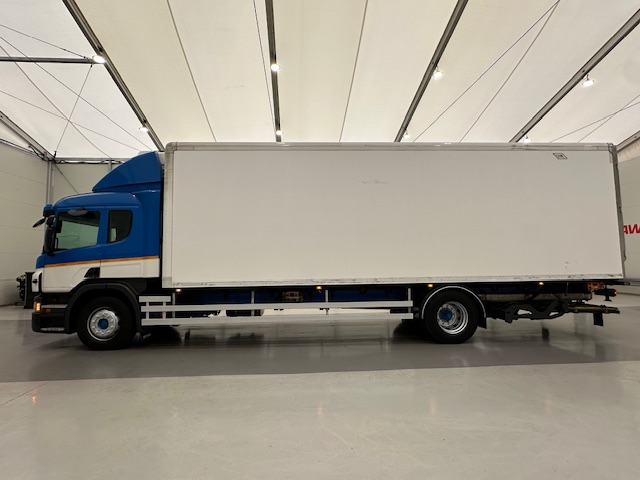 Scania P250 4×2 Sleeper Cab Fridge Box