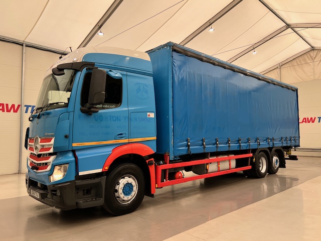 Mercedes Actros 2530 Rear Lift Sleeper Cab Curtainsider