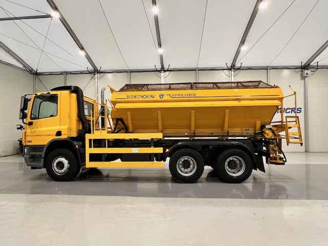 DAF CF75 310 6×4 Day Cab Gritter