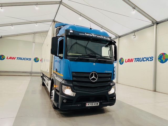 Mercedes Actros 1830 Sleeper Curtainsider Box Van