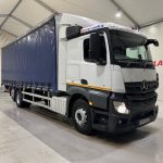 Mercedes Actros 2530 6×2 Sleeper Cab Curtainsider - thumbnail