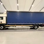 MAN TGM 18.250 4×2 Sleeper Cab Curtainsider - thumbnail