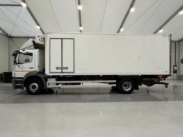 Mercedes Axor 1824 Day Cab Fridge Box
