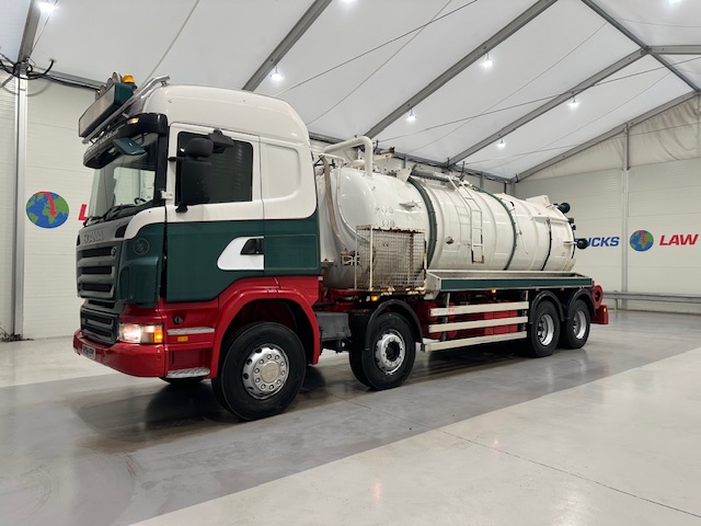 Scania R420 8×4 Highline Vacuum Tanker