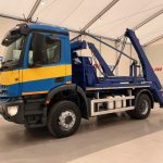 Mercedes Arocs 1824 Day Cab Skip Loader - thumbnail