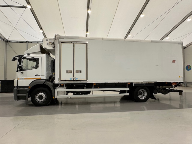 Mercedes Axor 1824 Day Cab Fridge Box