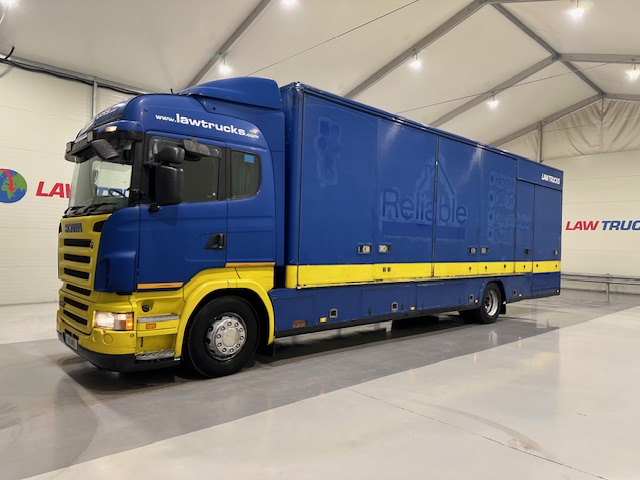 Scania R270 4×2 Sleeper Cab Box Van Manual
