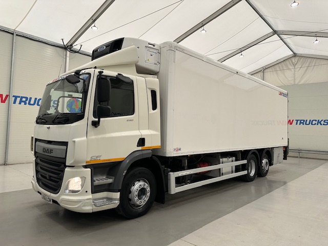 DAF CF 290 6×2 Rear Steer Fridge Box