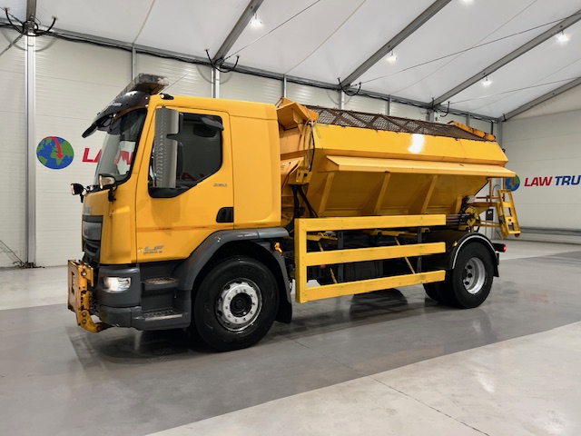 DAF LF 250 4×2 Sleeper Cab Gritter