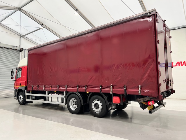DAF CF 290 6×2 Rear Lift Sleeper Cab Curtainsider