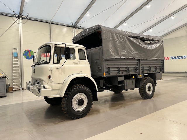 Bedford MJ 330 4×4 Cargo Truck