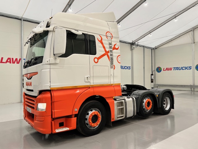 MAN TGX 26.470 6×2 Midlift Tractor Unit