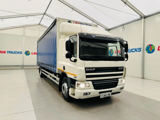 DAF CF65 250 Sleeper Cab Curtainsider