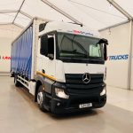 Mercedes Actros 1830 Sleeper Cab Curtainsider - thumbnail