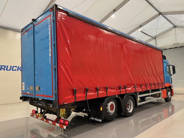Mercedes Actros 2530 6×2 Sleeper Cab Curtainsider