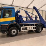Mercedes Arocs 1824 Day Cab Skip Loader - thumbnail