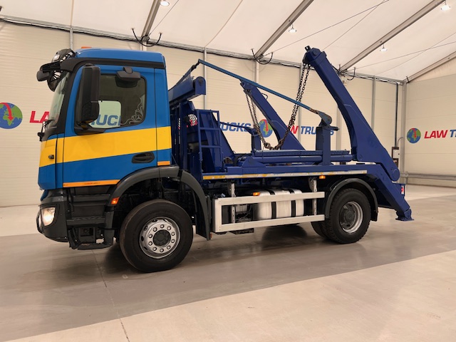 Mercedes Arocs 1824 Day Cab Skip Loader