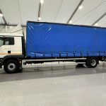 MAN TGM 18.250 4×2 Sleeper Cab Curtainsider - thumbnail