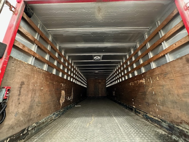 Mercedes Axor 2529 6×2 Rear Lift Day Cab Box Van