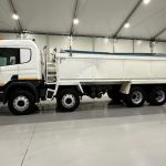 Scania P400 8×4 Sleeper Cab Tipper Manual - thumbnail