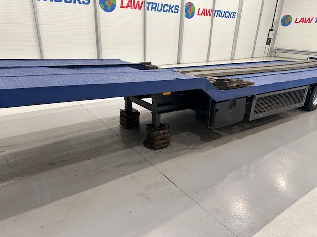 Southfields Tandem Axle Caravan Carrier Lowloader