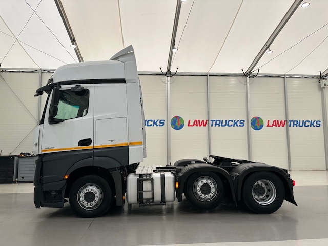 Mercedes Actros 2545 6×2 Midlift Tractor Unit